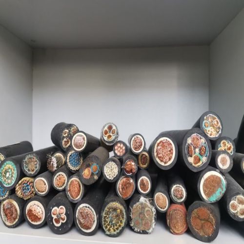 YFF-KL 3x4+1x2.5+2x1.5P抗拉组合电缆